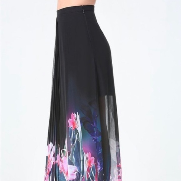 Women’s Black Floral Print Pleated Irresistible Iris Skirt Size 2 - Picture 3 of 7